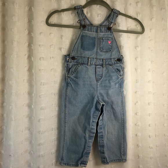 OSHKOSH B'gosh Overalls Girls 24 Months Light Denim Heart Pocket vintage